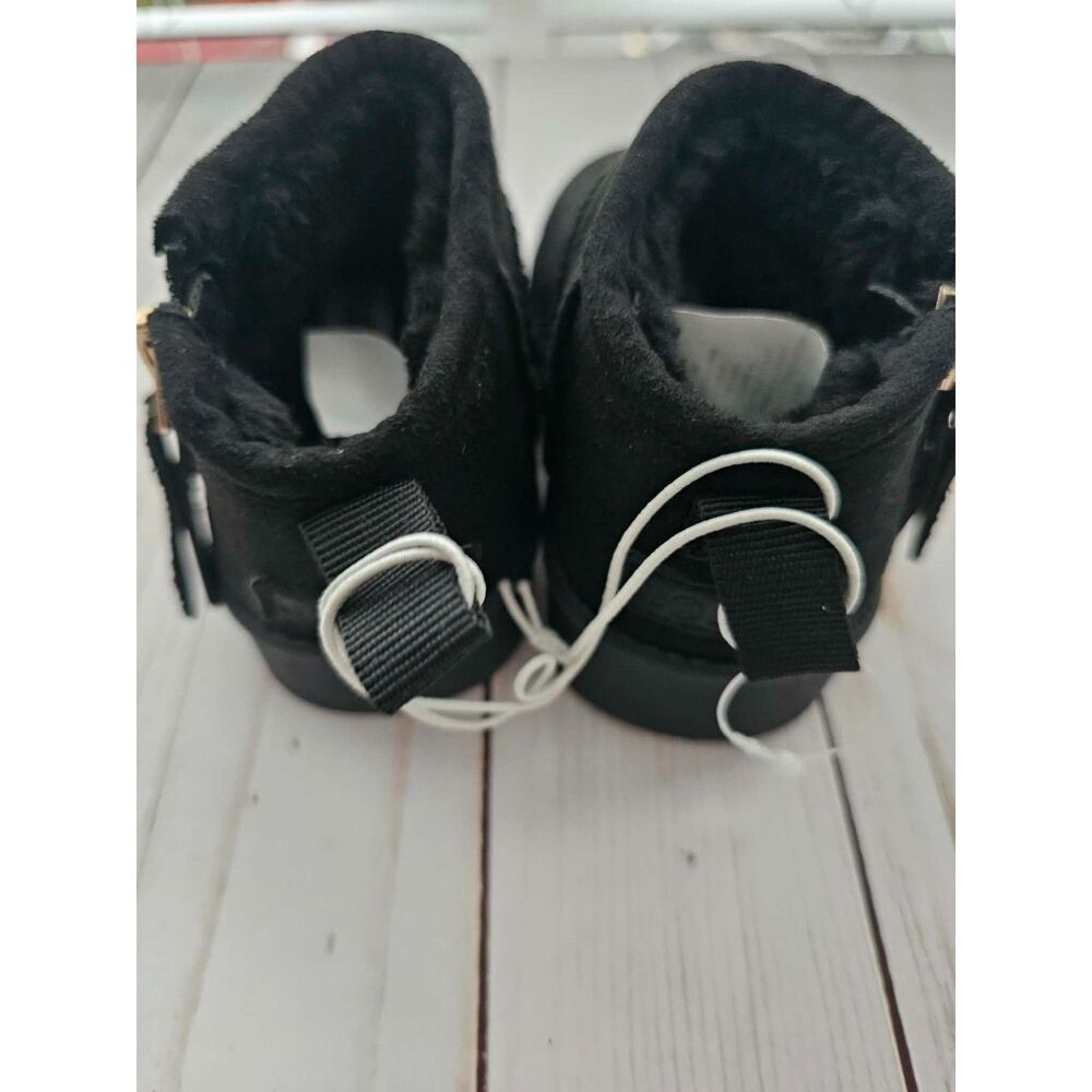 US Sports Baby Girls Size 5 Black Faux Fur Lined Ankle Boots Side Zip